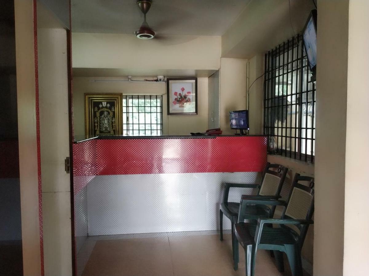 Mithran Residency Hotell Chennai Exteriör bild
