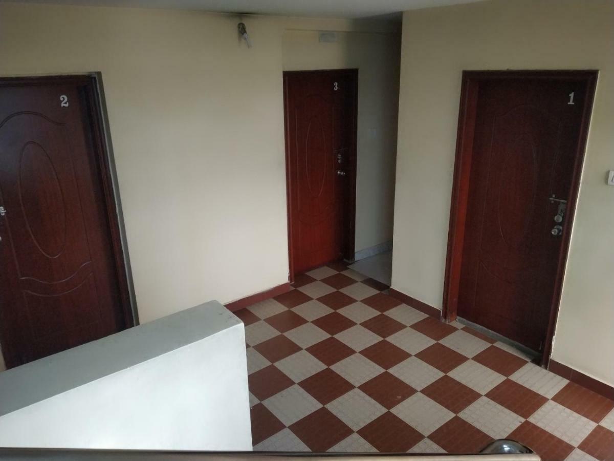 Mithran Residency Hotell Chennai Exteriör bild
